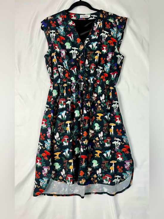 La Soul Dresses & Skirts - Whimsigoth Witchy Fairy Cottagecore Mushroom Print Lined Dress with Pockets Sz M